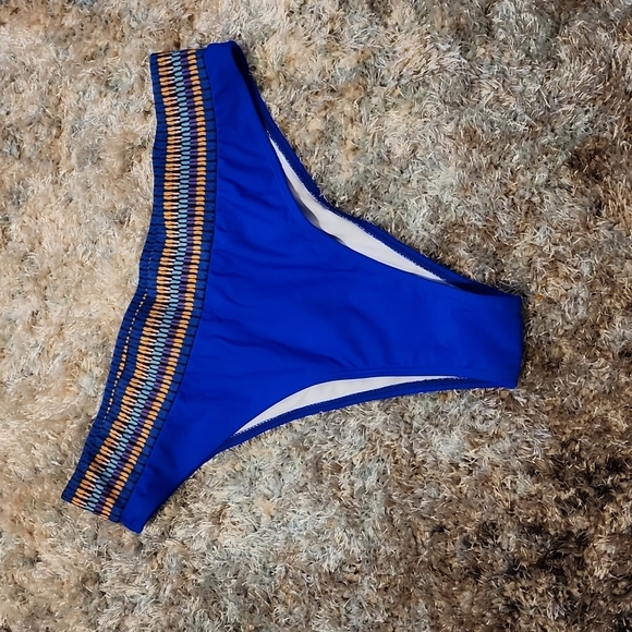 🧿 royal blue Aztec print bikini bottom 🧿 - Picture 1 of 6